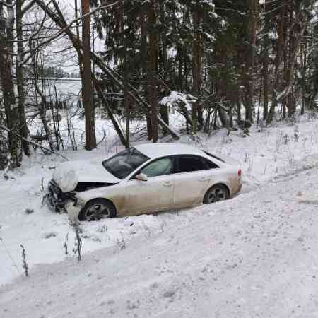 Битые авто Audi A3, 2013 выкупили за 1050000